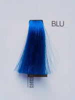 Зареди изображението в галерията, Design Look Blue боя за коса - интензивно синьо цветно проба, показваща нюанса синьо.