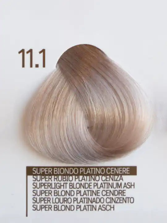 Design Look 11.1 Superlight Blonde Platinum Ash цвет за коса показан в проба.