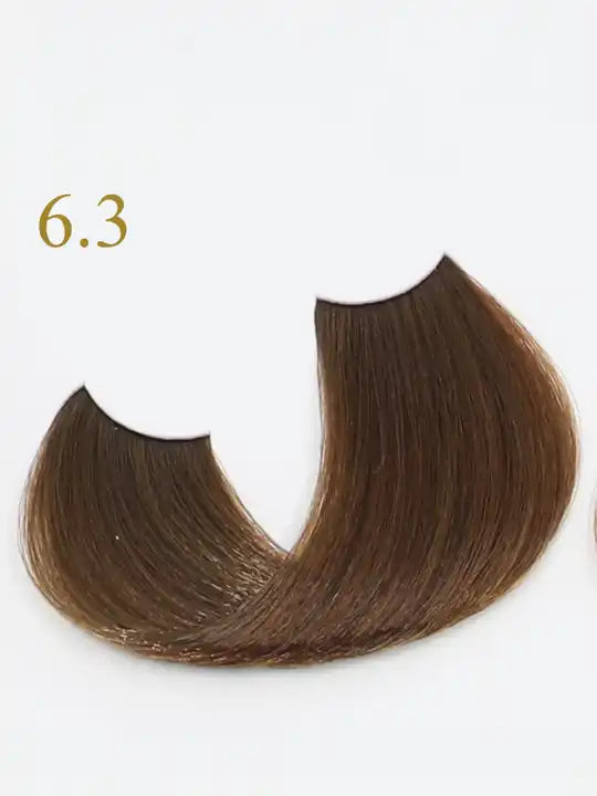 Цвят 6.3 Dark Blonde Golden на боя за коса Oro Therapy, представен в две тестови кичури.