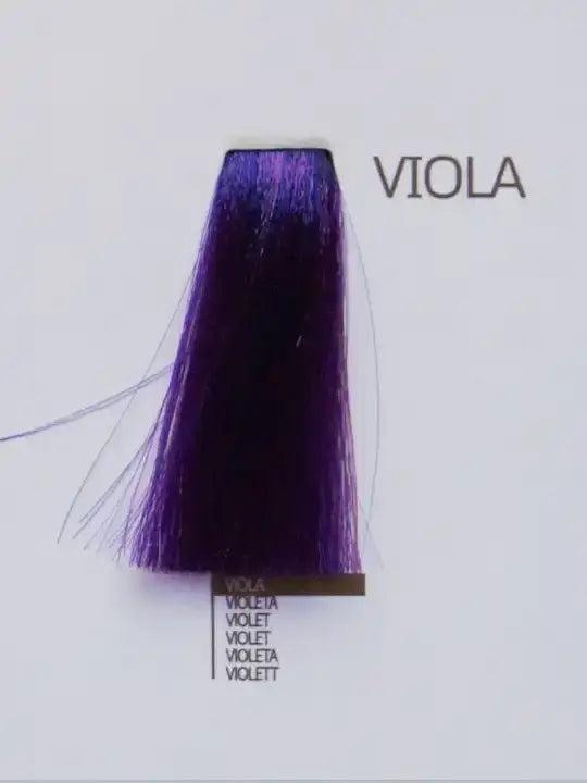 Цвят на коса design look violet с лилав оттенък на кичур